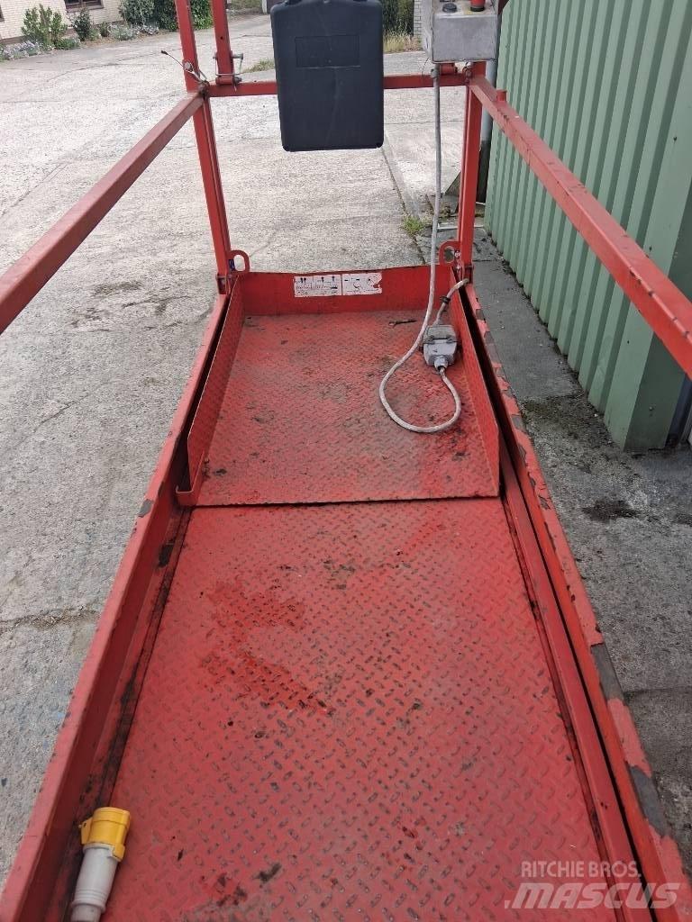 SkyJack SJ III 3226 Sakselifter