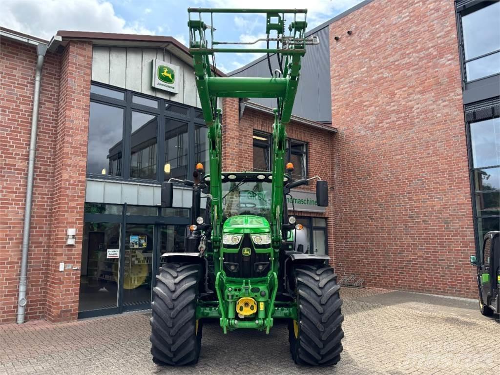 John Deere 6215R Traktorer