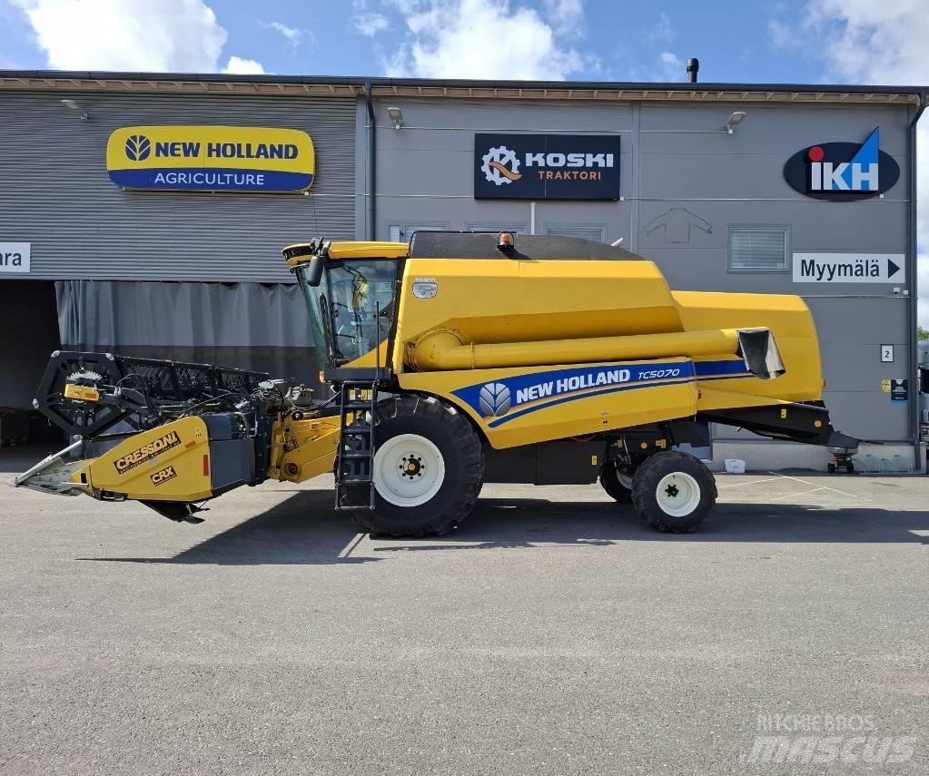New Holland TC 5070 Skurtreskere