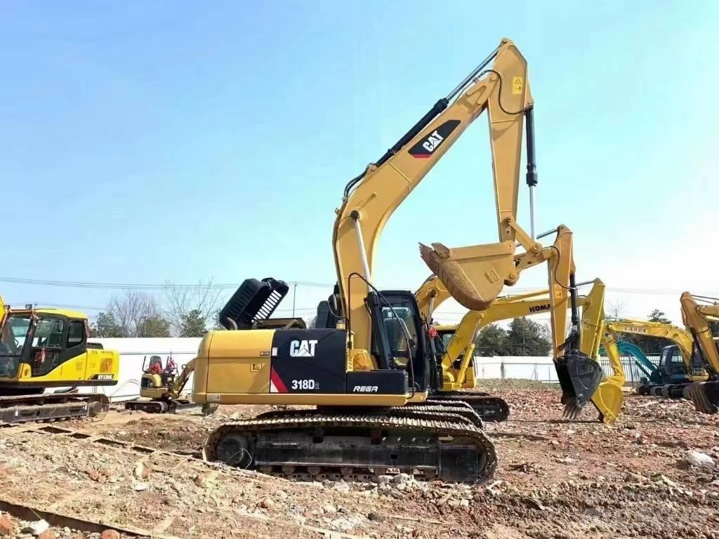CAT CAT318D Beltegraver