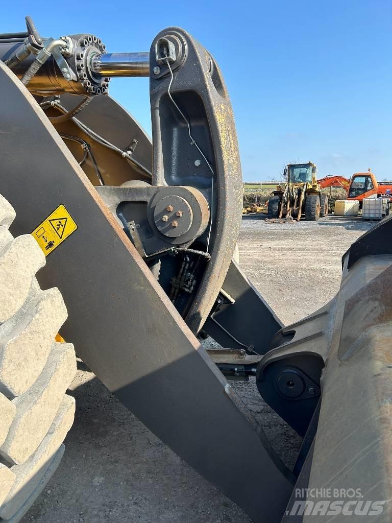 Volvo L 260 H Hjullastere