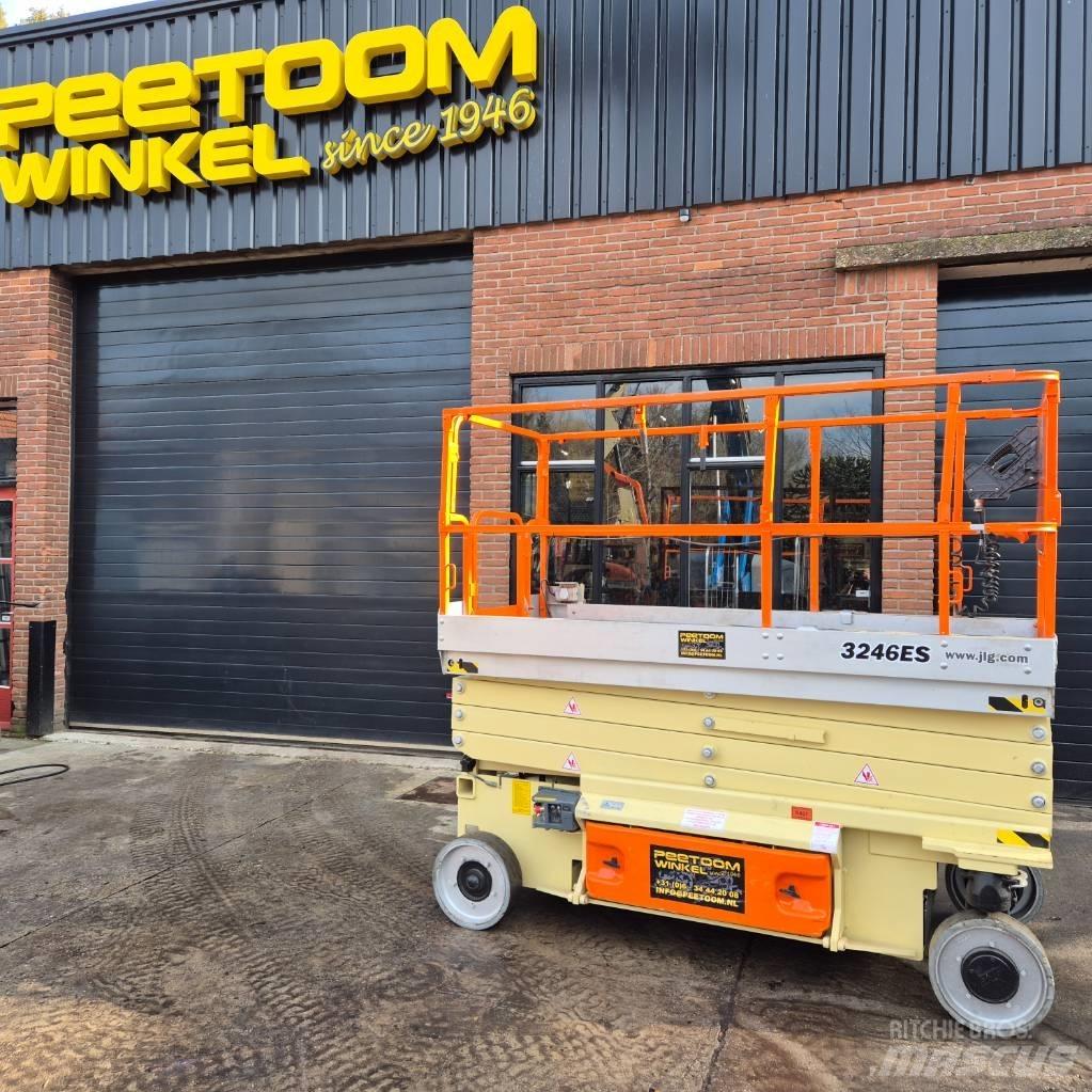 JLG 3246 ES Sakselifter