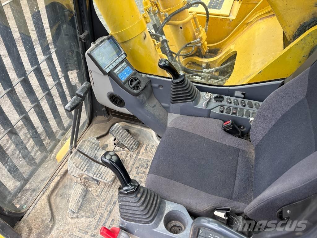 Komatsu PC700LC-11 Beltegraver