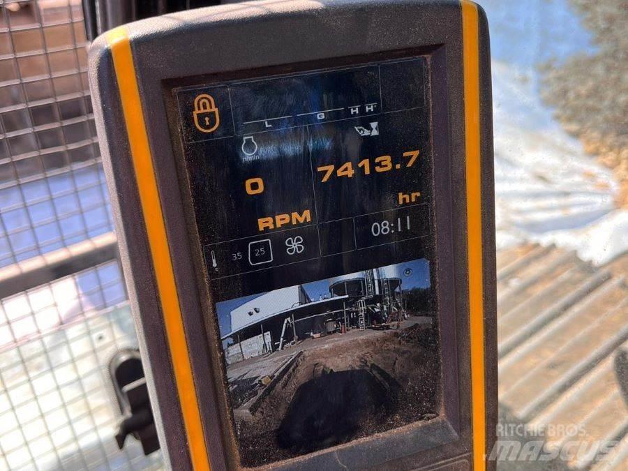 JCB JS130LC Beltegraver
