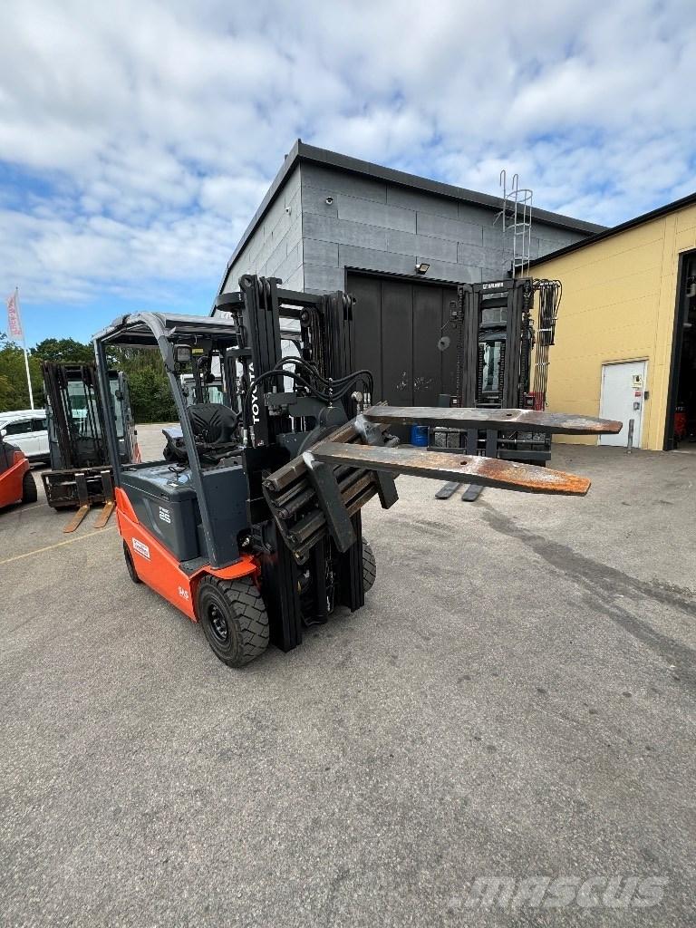 Toyota 8FBMT25 Elektriske trucker