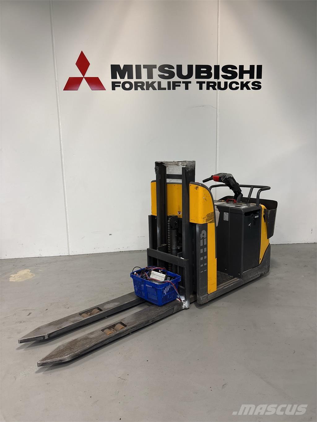 Atlet PPF120 Lavtløftende plukketruck