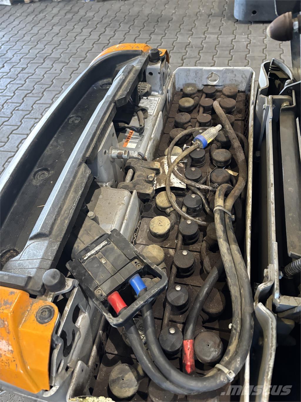 Still OPX 20 Lavtløftende plukketruck