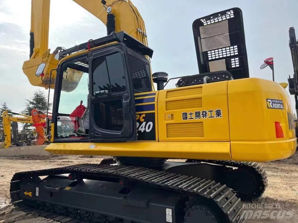 Komatsu PC 240 Beltegraver