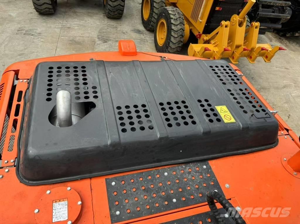 Hitachi ZX 200-3 G Beltegraver
