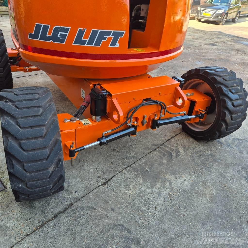JLG 600 AJ Leddede bomlifter