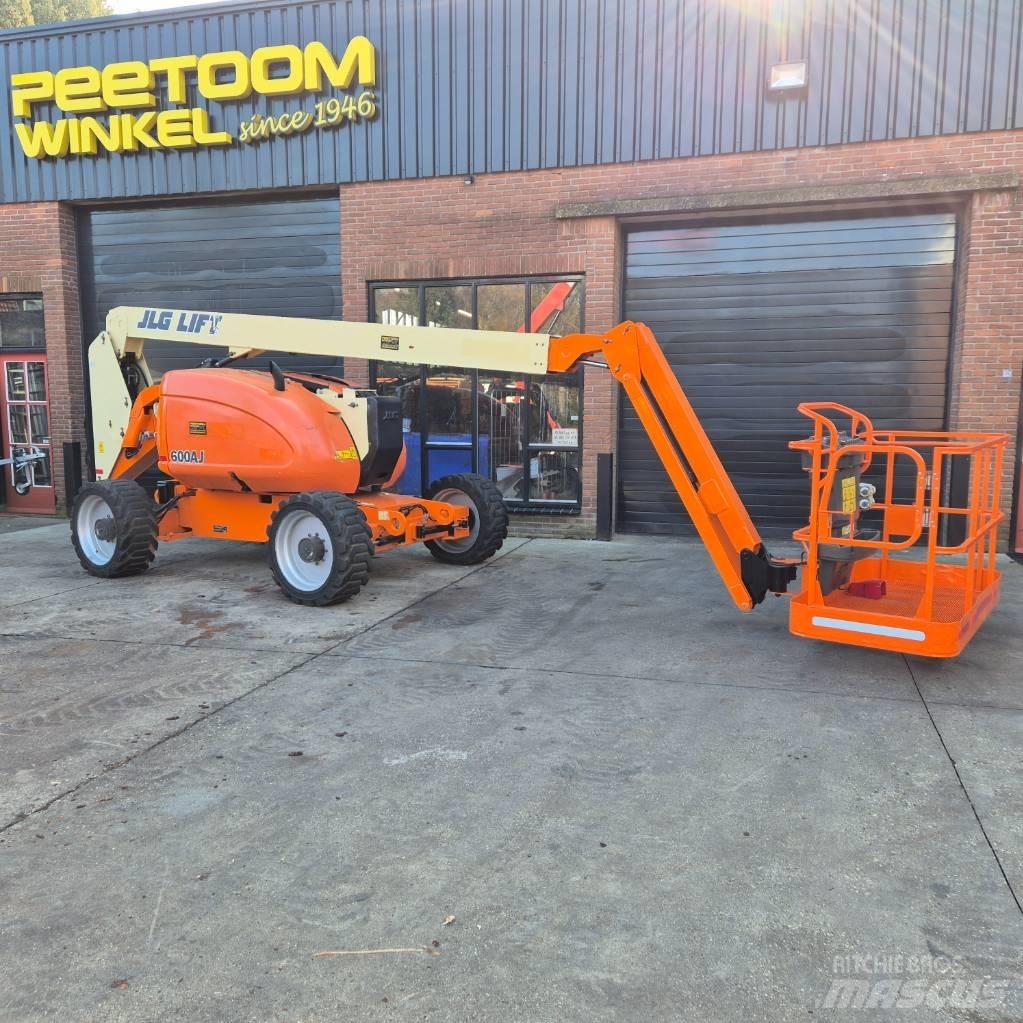 JLG 600 AJ Leddede bomlifter