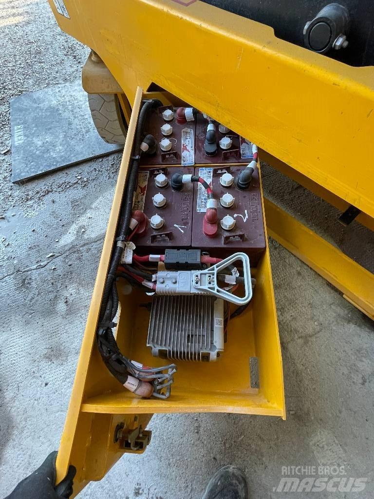 JCB S 2032 E Sakselifter