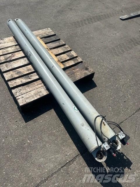 SkyJack SJ 8831 Sakselifter