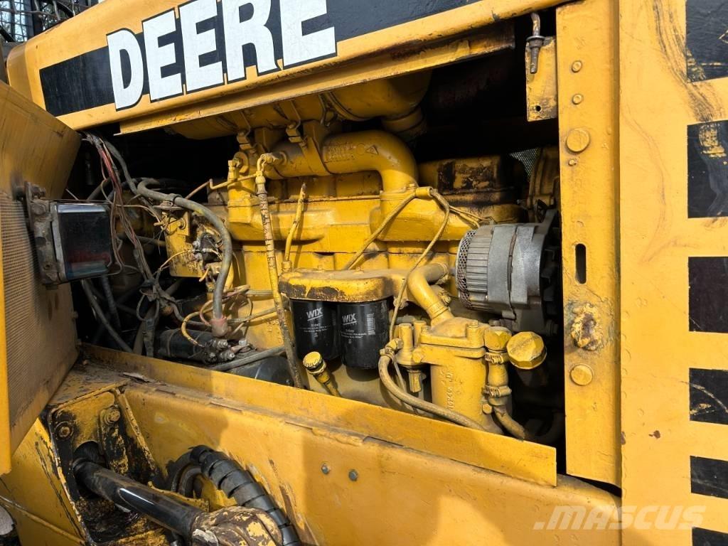 John Deere 640 D Stammelunner