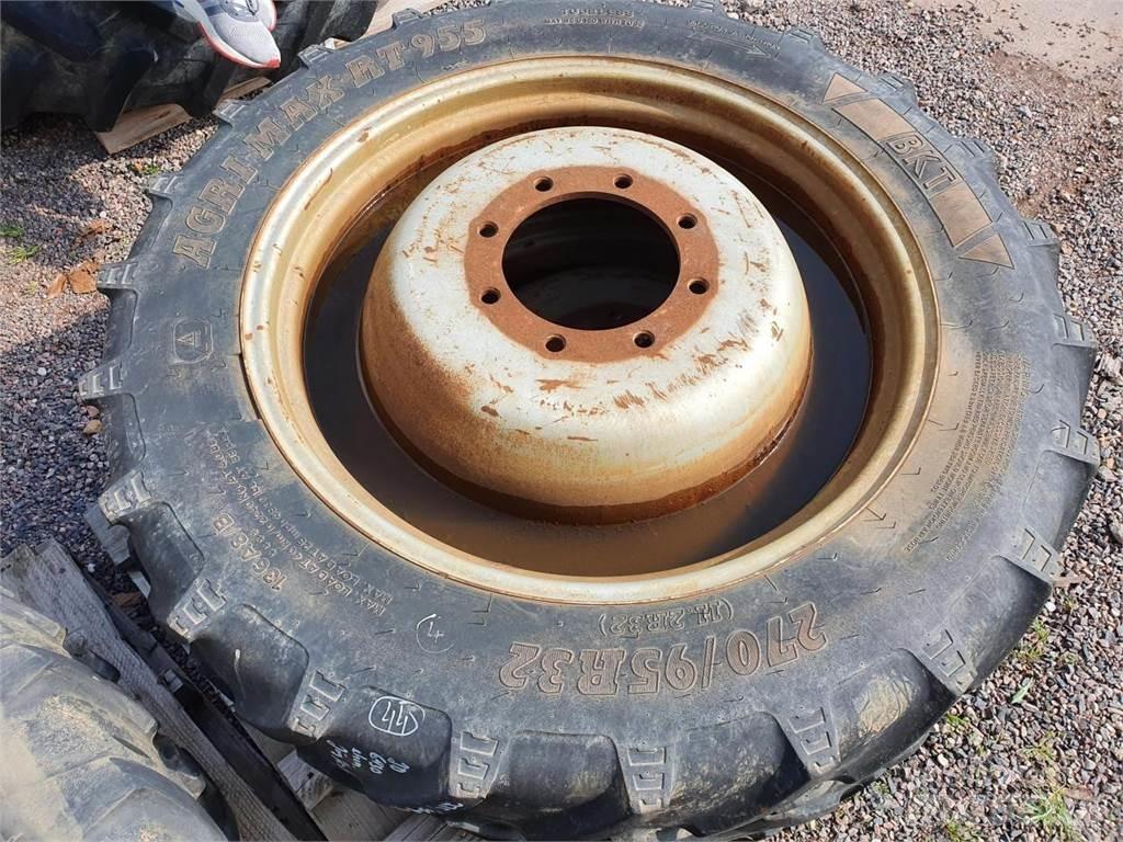 BKT 270/95R32 x2 Dekk, hjul og felger