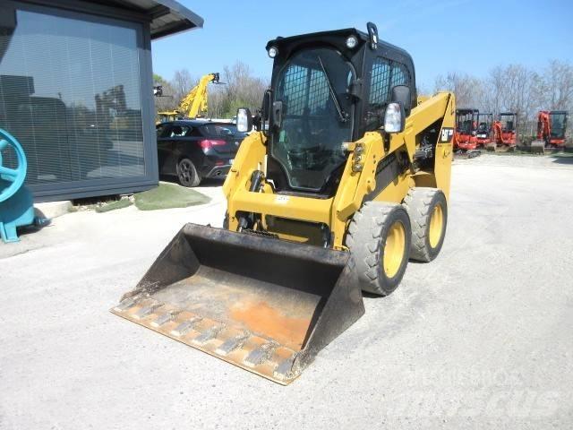 CAT 226 D Kompaktlastere