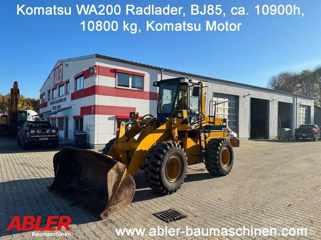 Komatsu WA200 Hjullastere