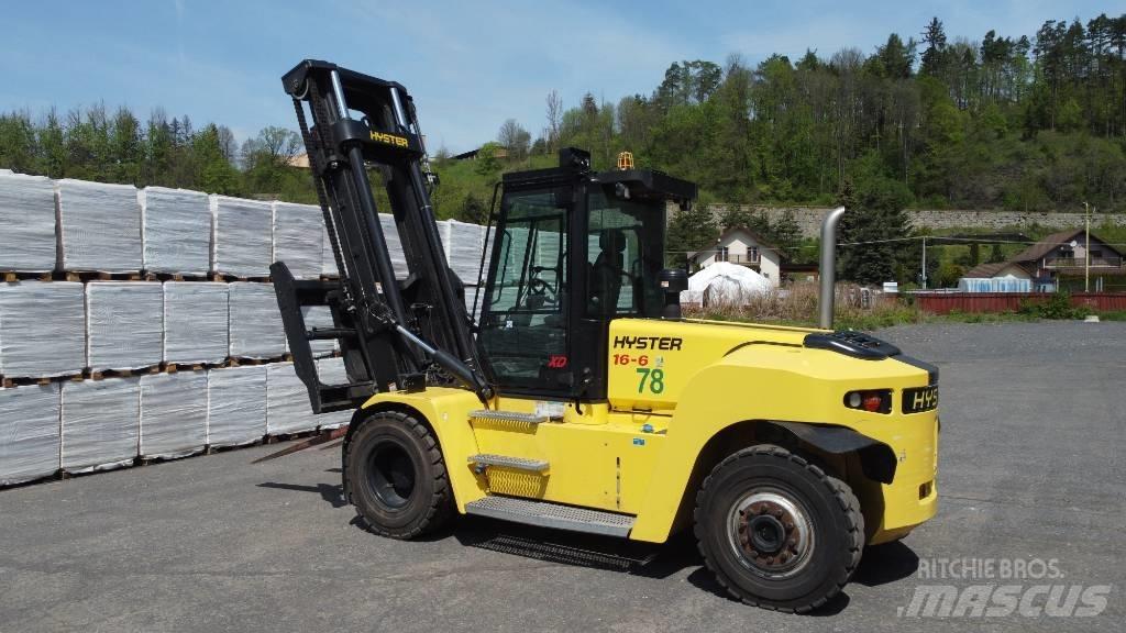 Hyster H16XD6 Diesel Trucker