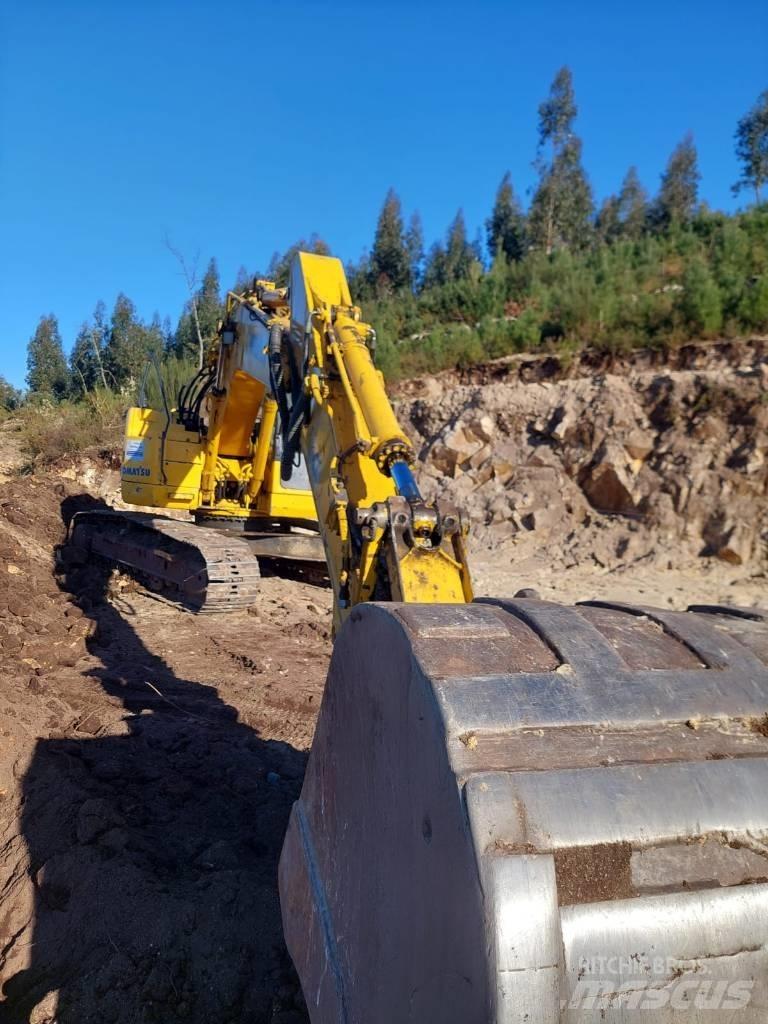 Komatsu PC 228 LC-3 Beltegraver