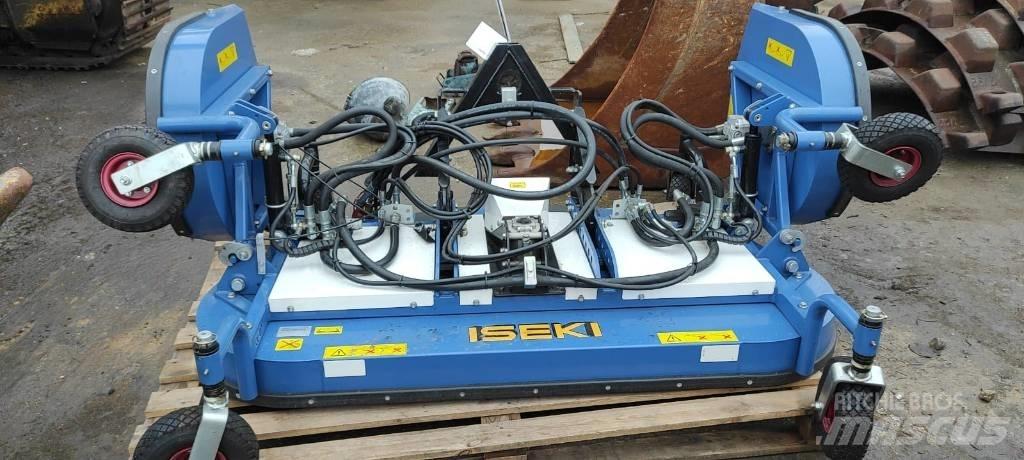 Iseki THM 3000B Slåmaskiner