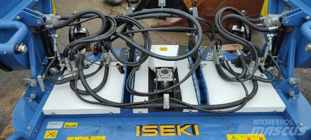 Iseki THM 3000B Slåmaskiner