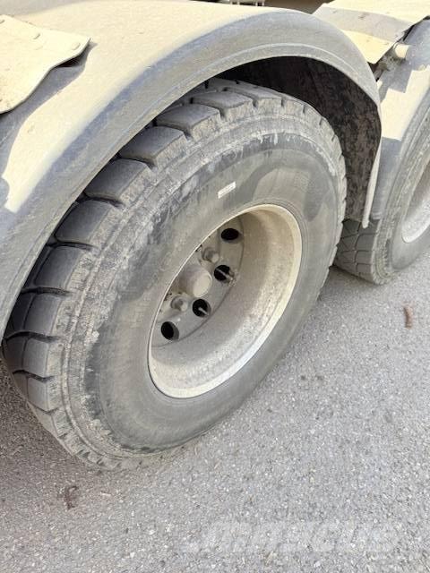 Scania S 580 Trekkvogner