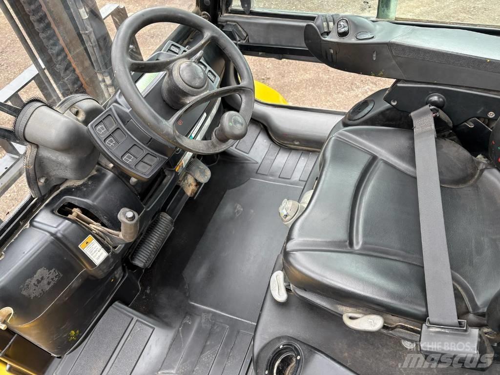 Yale GDP 80 VX Diesel Trucker
