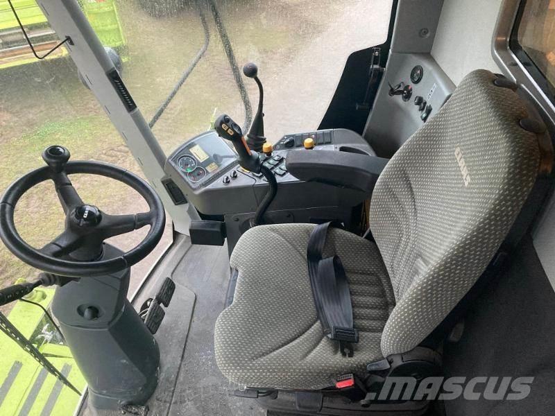 CLAAS AVERO 240 Skurtreskere