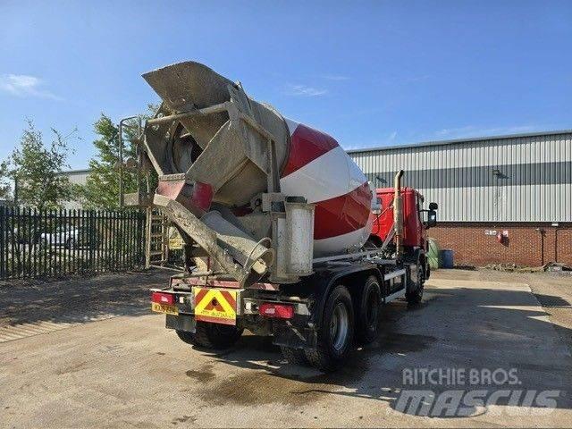 Scania P 320 Betongbiler