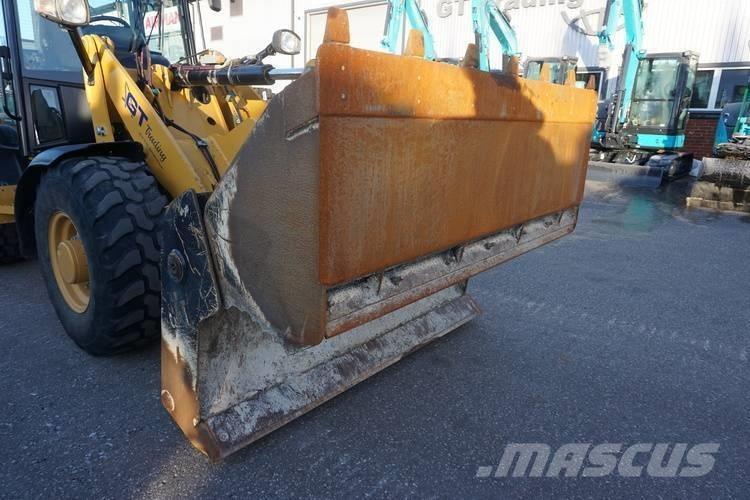 CAT 906 M Hjullastere