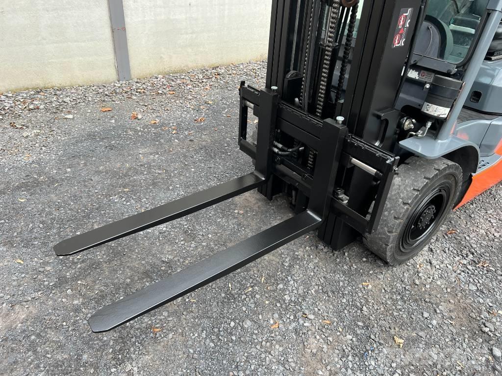 Toyota 02-8FGF25 Propan trucker