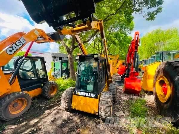 CAT 246B Minilastere