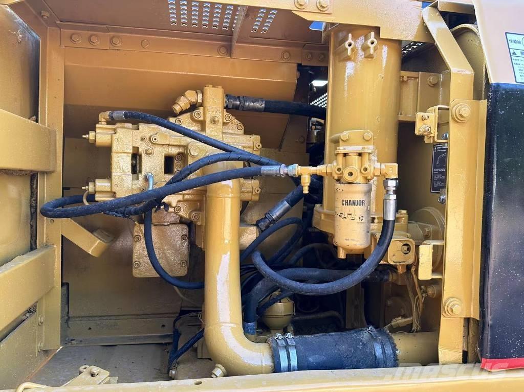CAT 320 B L Beltegraver