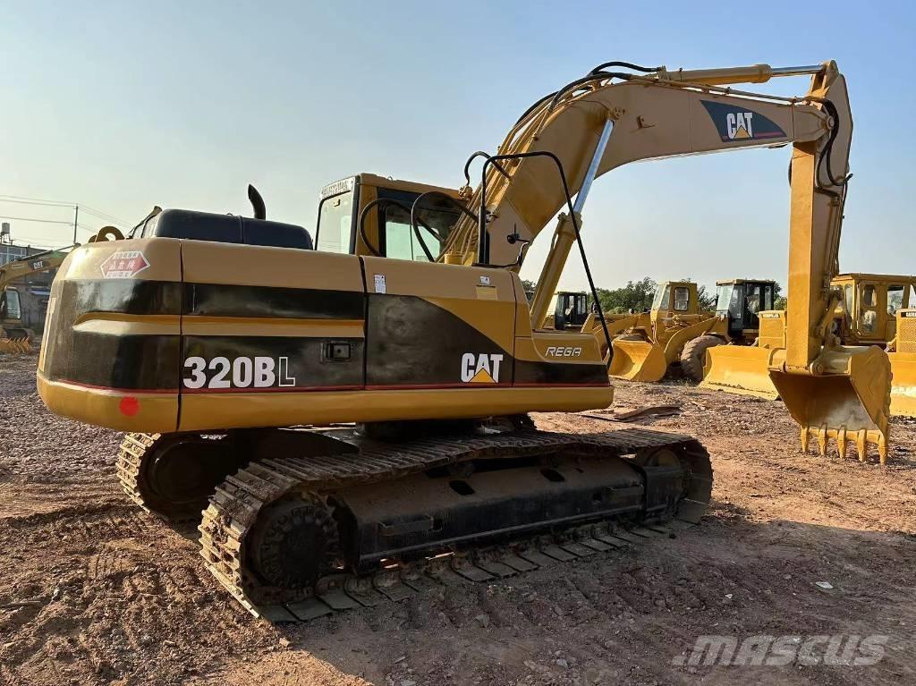 CAT 320 B L Beltegraver