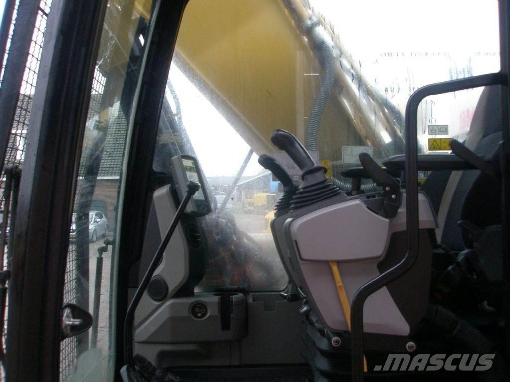 CAT 326FL Beltegraver