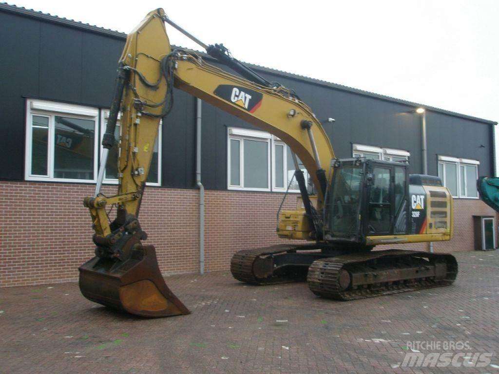 CAT 326FL Beltegraver