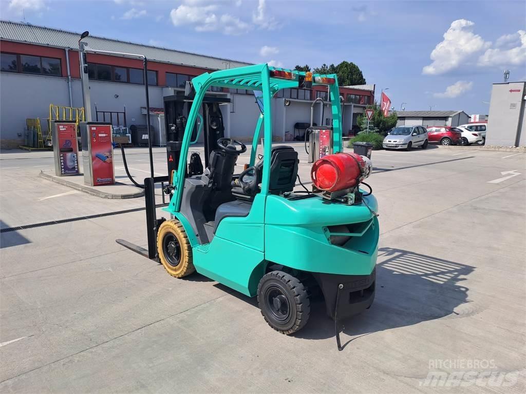 Mitsubishi FG25N Propan trucker