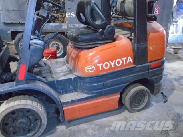 Toyota 52-6 FG U 30 Terrenggående gaffeltruck