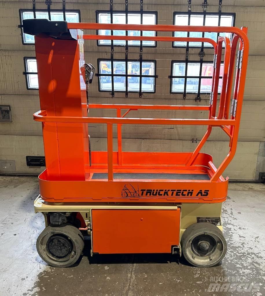 JLG 1230 ES Sakselifter