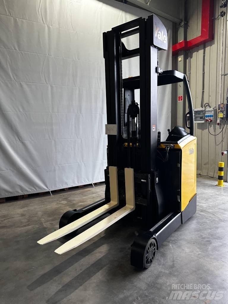 Yale MR16 Skyvemasttruck