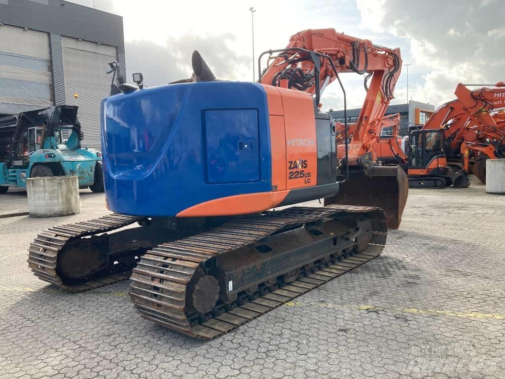Hitachi ZX225USLC-5B Beltegraver