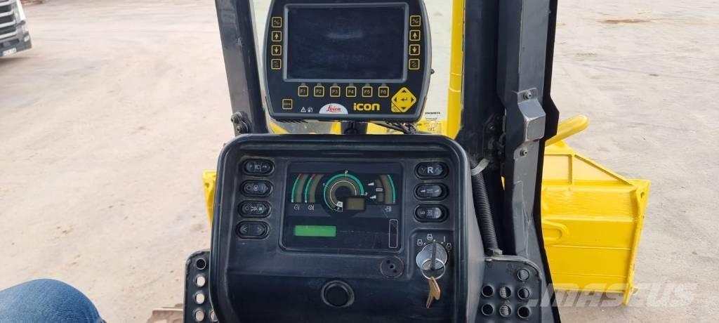 Komatsu D 51 EX-22 Dozere Beltegående