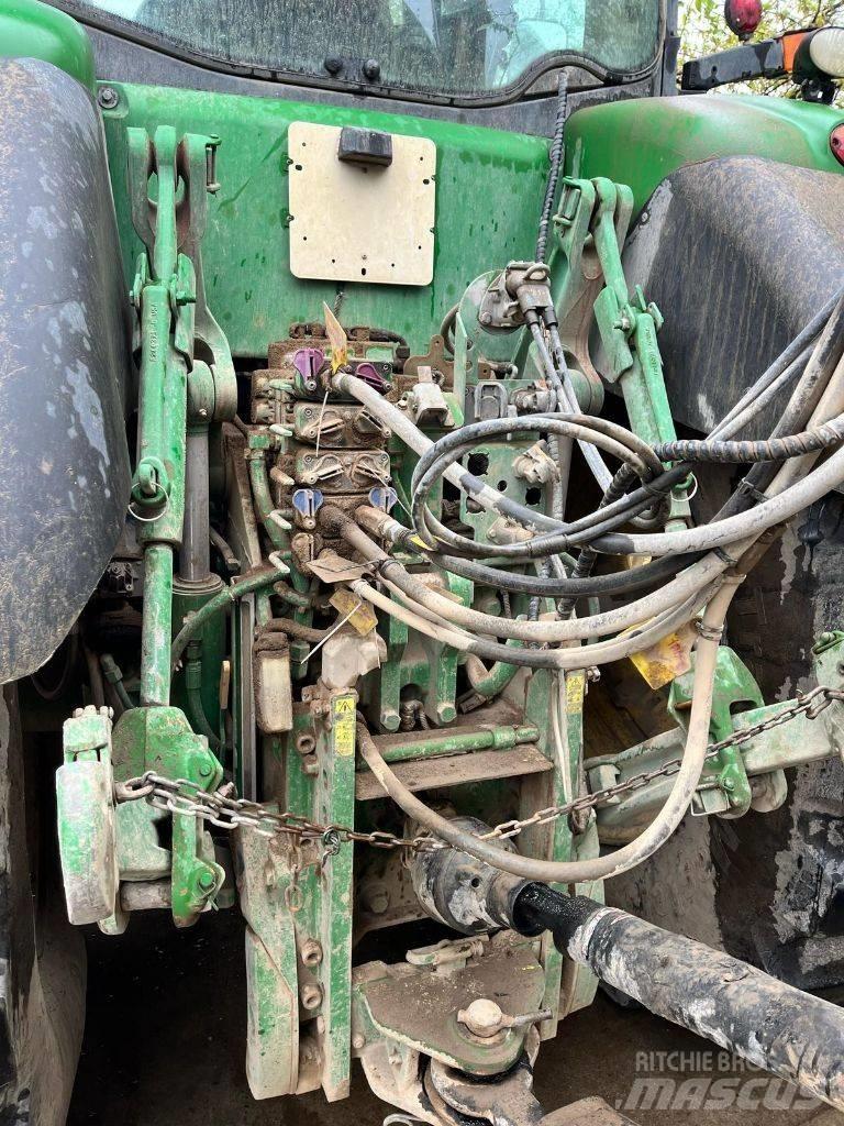 John Deere 7230 R Traktorer