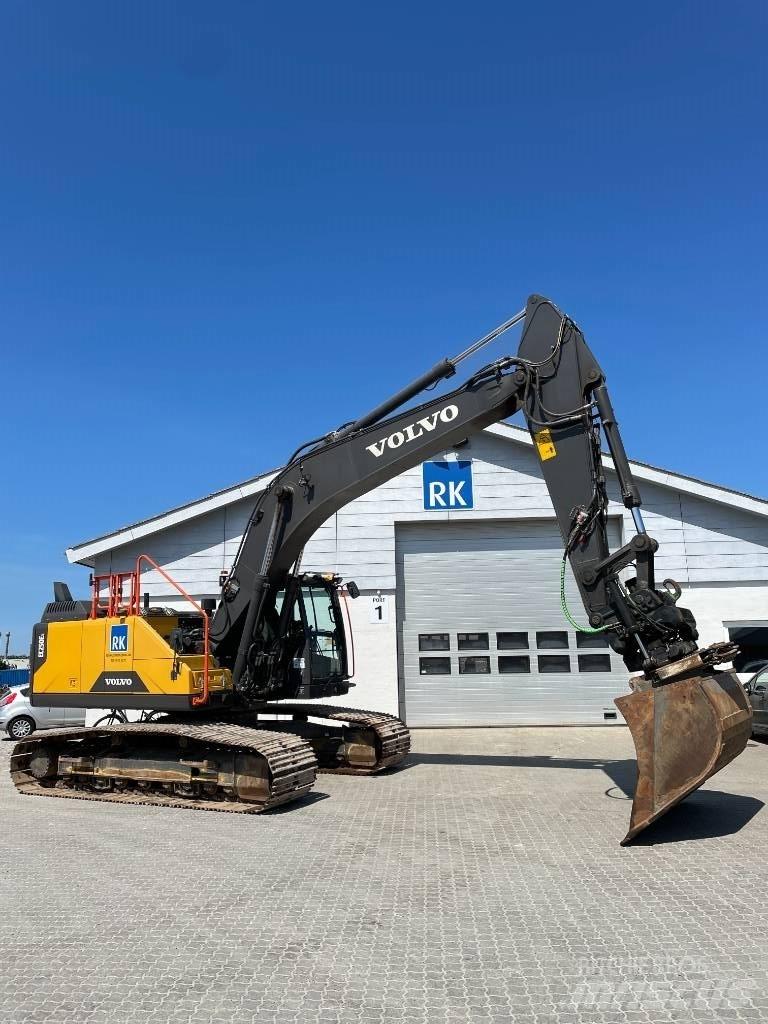 Volvo EC 250 E Beltegraver