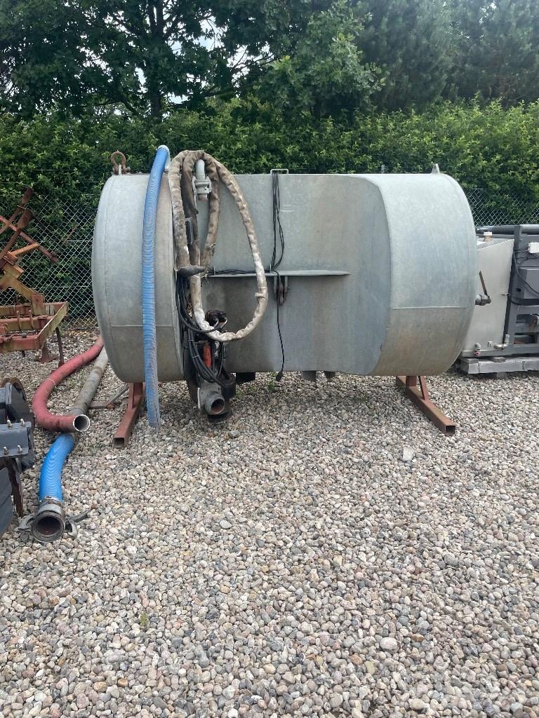Samson PG 25 Slamtanker