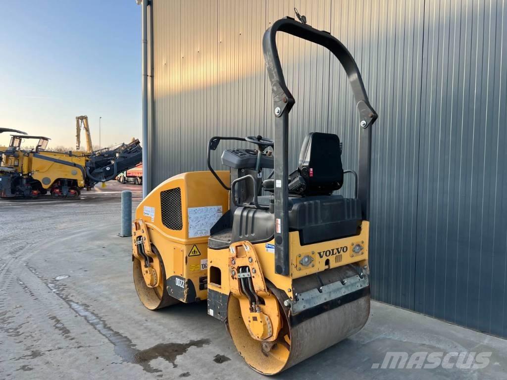 Volvo DD22 Tandem Valser