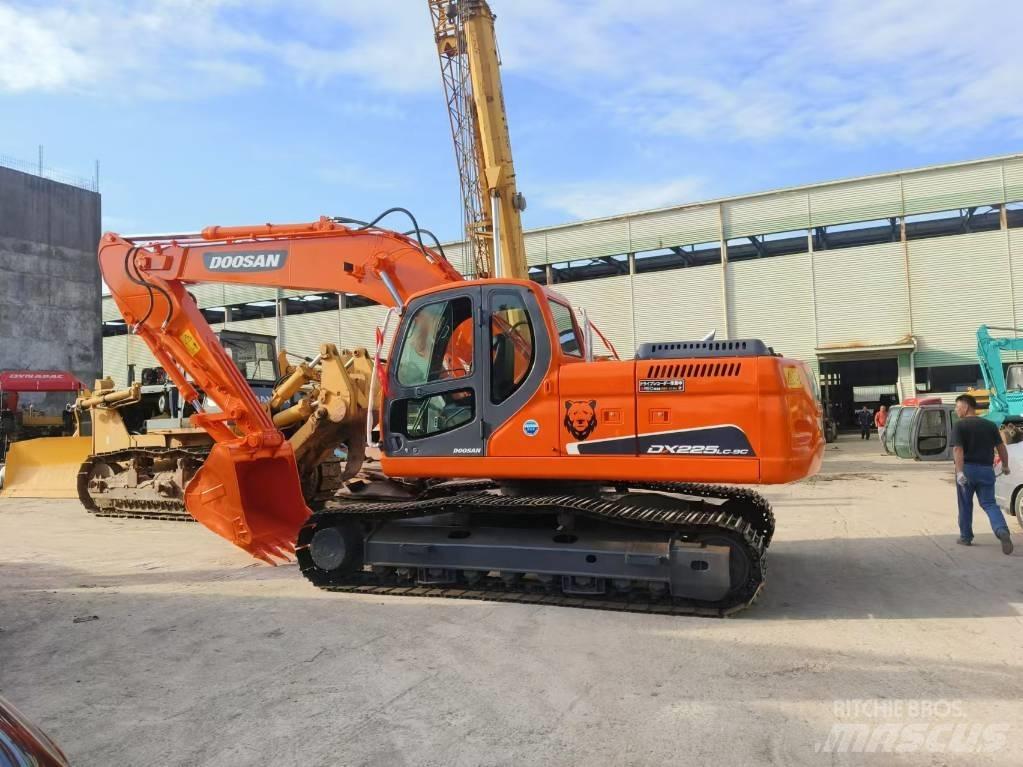 Doosan DX 225 Beltegraver
