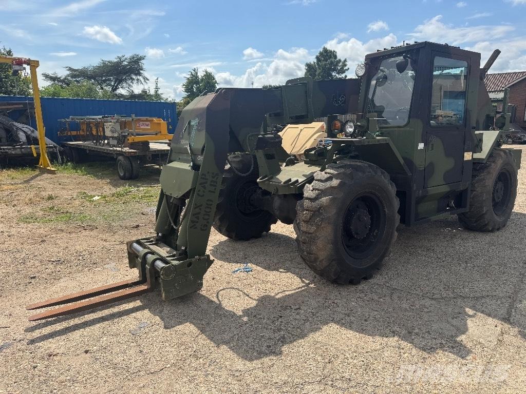 SkyTrak 6000 Teleskoplastere