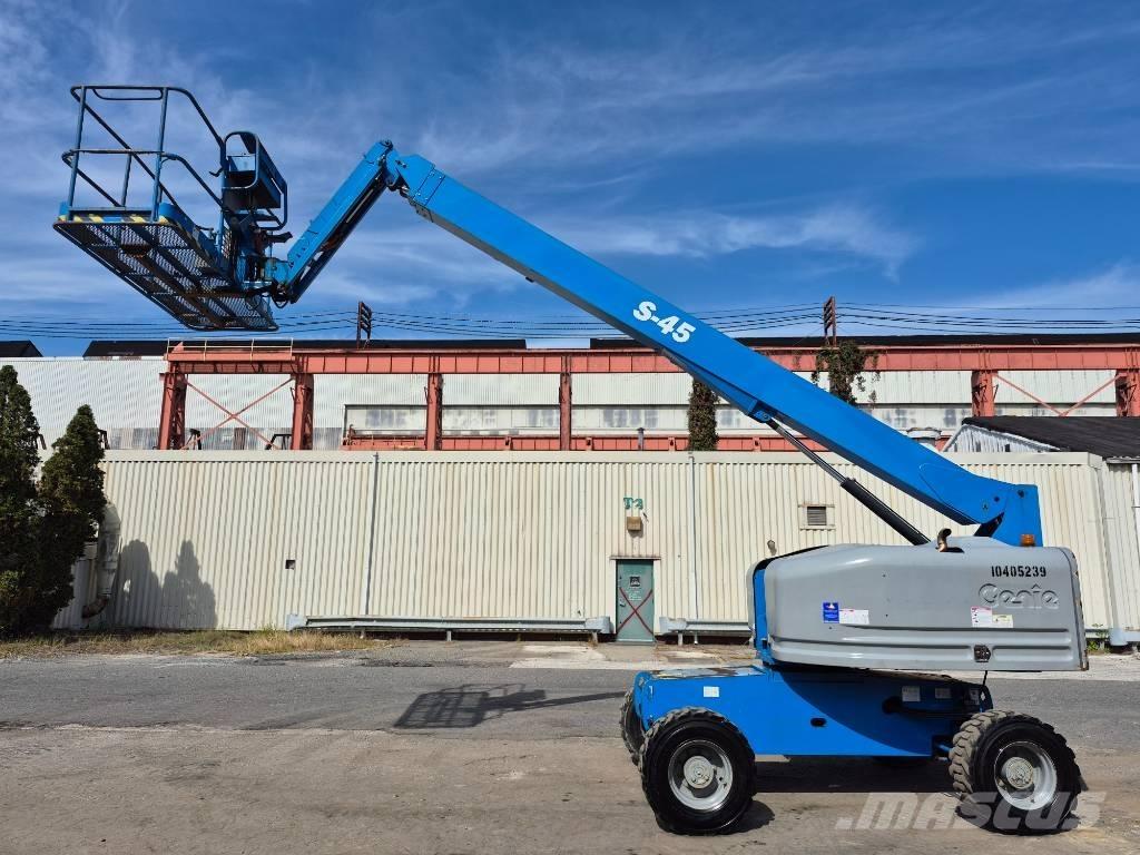 Genie S 45 Teleskop bomlifter