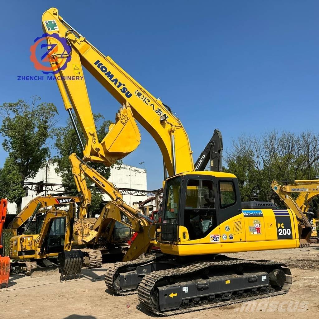 Komatsu PC 200-7 Beltegraver